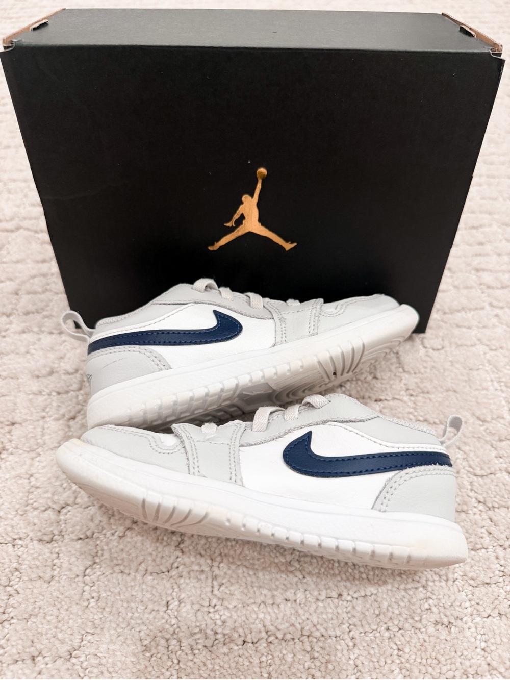 Nike Kids Jordan 1 Low Alt White & Navy Low-Top Sneakers - Swoosh Detail